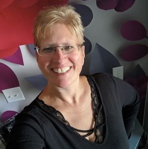 Meet your Posher, Dawn